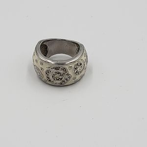 Fashion Ring